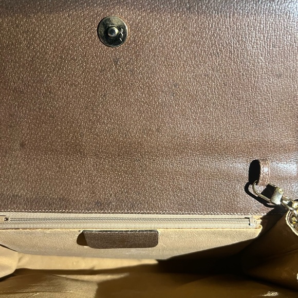 Gucci Vintage Clutch - Brown Leather, w/unbranded chain. Excellent Condition - Picture 4 of 14